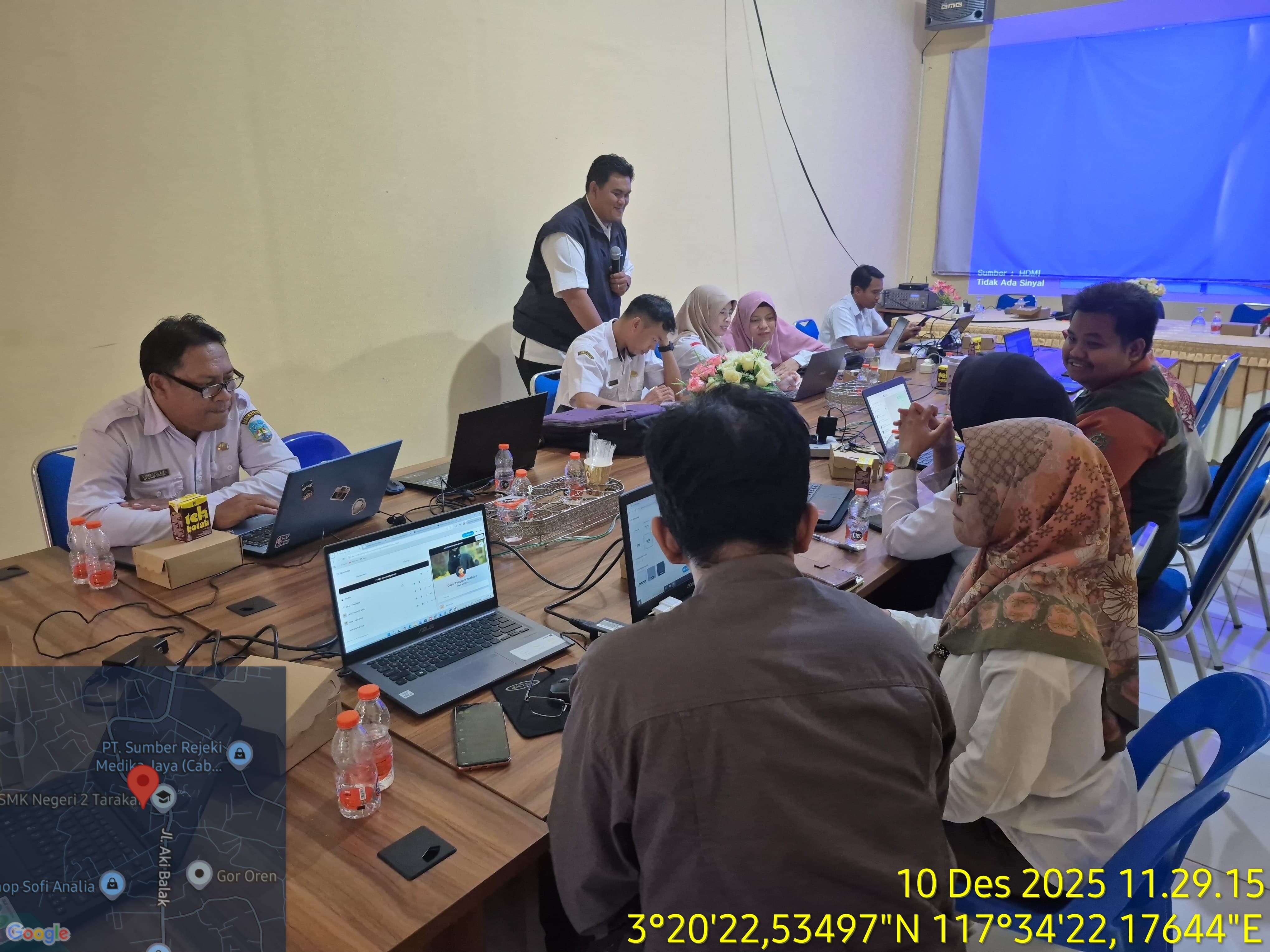 Pelatihan Pengembangan Media Pembelajaraan SMK Negeri 2 Tarakan